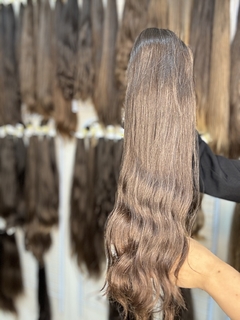 CABELO HUMANO CASTANHO NATURAL 66CM e 90GRAMAS - ETIQUETA PRATA - comprar online