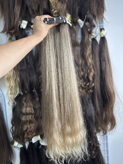 MEGA HAIR FITA ADESIVA LOIRO NATURAL 68cm 169gramas - comprar online