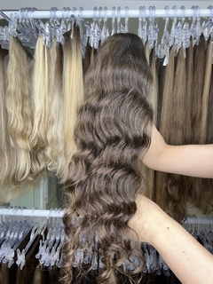 CABELO HUMANO CASTANHO NATURAL 65CM 142 Gramas - ETIQUETA PRATA - comprar online