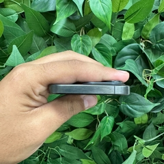 IPhone 15 Pro 256gb - Preto - Seminovo - Bateria 87% na internet
