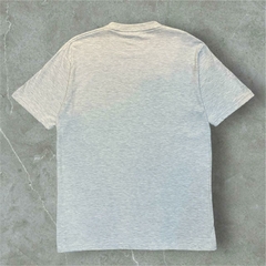 REMERA ESPEJO GRIS en internet