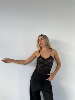 Body Kourtny - Pandoras