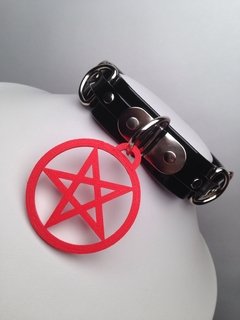 Choker Black Ancho con pretal+pentagrama rojo+medialunas