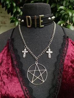 DARK TRINITY - comprar online
