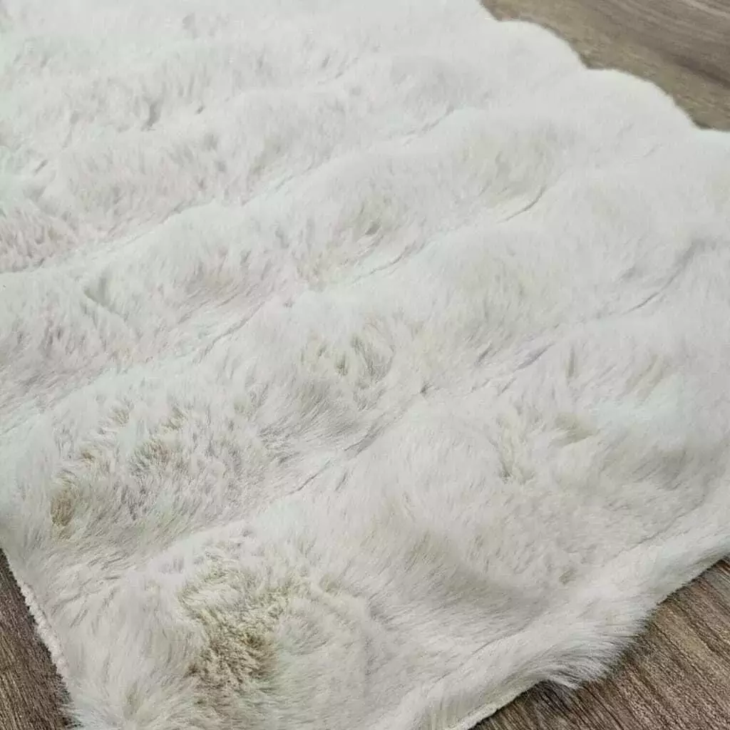 Alfombra Piel de Conejo 40 x 60 cm Natural