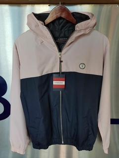 CAMPERA ROMPEVIENTO AIRBORN ( BLANCA Y ROSA)
