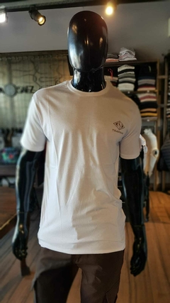 REMERA TRAPANI (BLANCA)