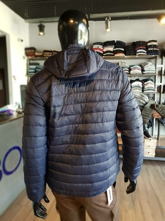 CAMPERA UNICLO INFLABLE (AZUL) - comprar online