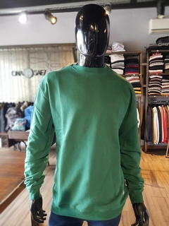 BUZO LOTUS OVERSIZE BASICO (VERDE)