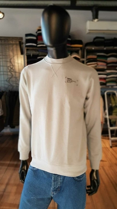 BUZO NASA MILAN (GRIS CLARO)