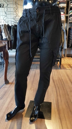 PANTALON CARGO LOTUS (NEGRO) en internet
