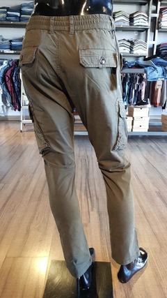 PANTALON CARGO LOTUS (VERDE MILITAR) - comprar online