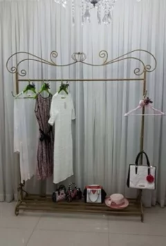Arara Imperial - Decoração Funcional Residencial e Comercial - Ateliê A Designer