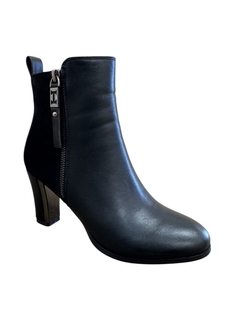 BOTA MADMAD 0LS10 NEGRO en internet