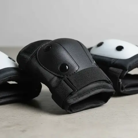 SET PROTECCION RODILLERAS+ CODERA - BIPO ART. PROSET08