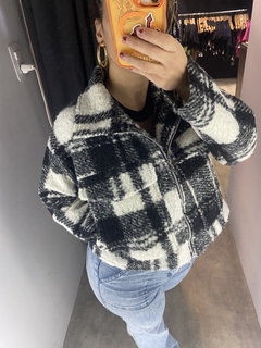 Campera escosesa black & white - comprar online