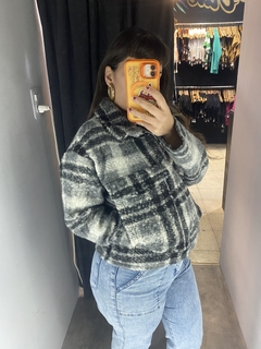 Campera escosesa negro y gris - comprar online