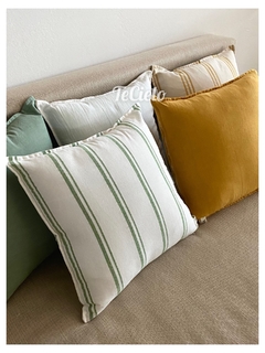Almohad�n Tusor Liso - comprar online