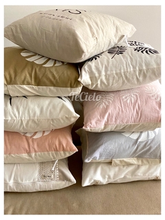 Almohadon Tusor liso (50x50) - TE CIELO