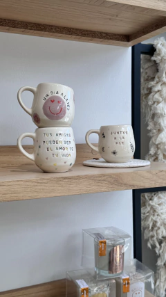 Taza JUNTXS A LA PAR en internet