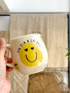 Taza UN DIA (Rosa) - tienda online