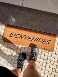 ALFOMBRA ENTRADA "BIENVENIDES"
