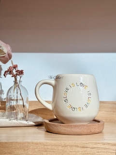 Taza “Love is Love” - comprar online