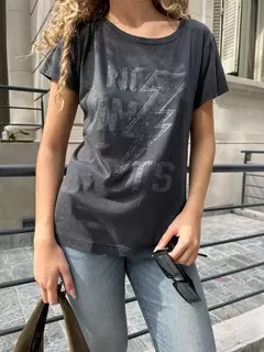 Remera Rayo en internet