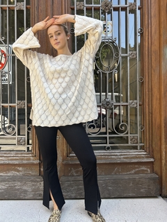 Sweater Escama-Sin cambio en internet