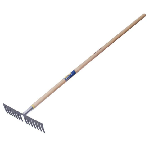 Rastrillo curvo para jardín con mango de madera 60", 16 dientes