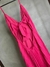 Vestido super midi plissado na internet