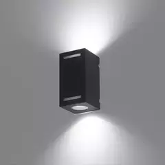 Aplique bidireccional de aluminio con detalle vidrio