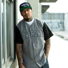 JERSEY YONERONE BASEBALL GRIS NEGRO
