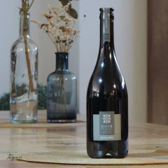 Las Perdices Logia Noir de Malbec 750cc - comprar online