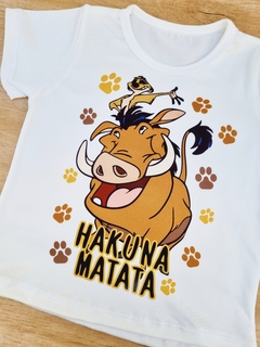 REMERA HAKUNA MATATA en internet