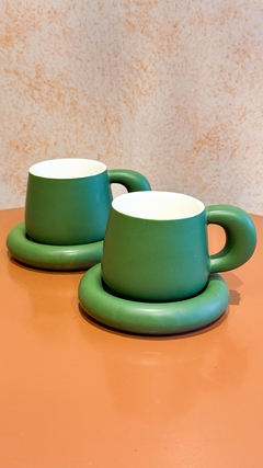 Taza + plato verde