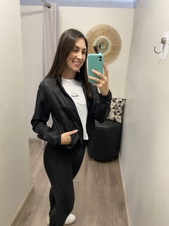 Jaqueta corta vento preto - Loja Espaço Fitness