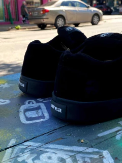 Zapatillas Area Compact Broad full black - comprar online