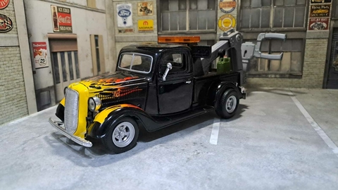 Ford '37 Grua