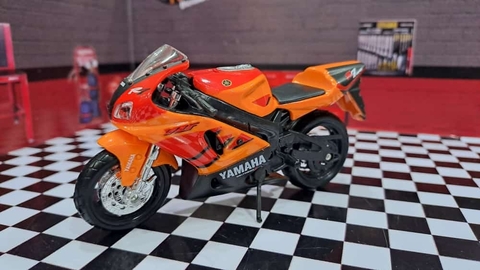 Yamaha YZF-R7