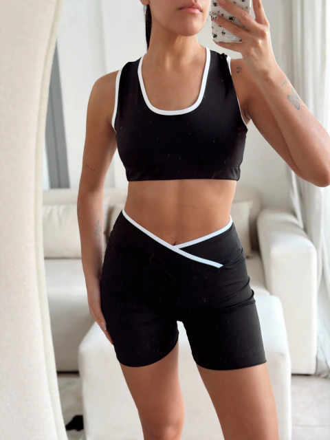 CONJUNTO LUCRECIA
