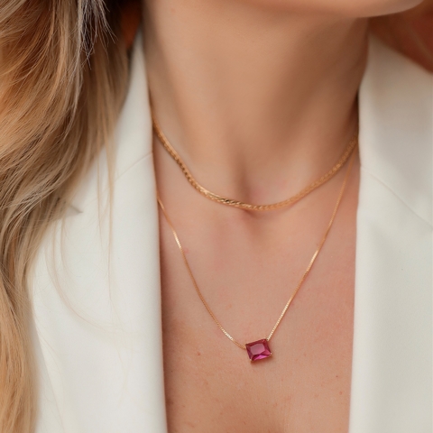 COLAR OCTOGONO VIVA MAGENTA 10/8MM BANHADO A OURO