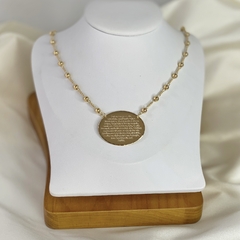 COLAR BOLINHAS PLACA OVAL PAI NOSSO BANHADO A OURO