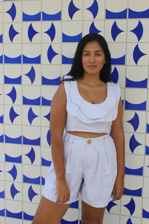 Short white
