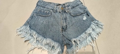 SHORT TIRO BAJO FLECOS