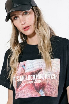REMERA BITCH