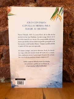 ALLÍ DONDE NACE EL DÍA - Sarah Lark - comprar online