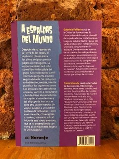 A ESPALDAS DEL MUNDO (La cripta de los casares 5) - comprar online