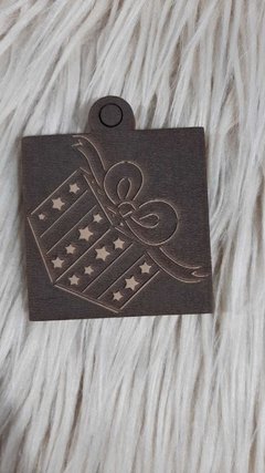 SELLO ALTO RELIEVE 8X8 NA-03