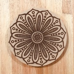 SELLO BAJO RELIEVE M-13